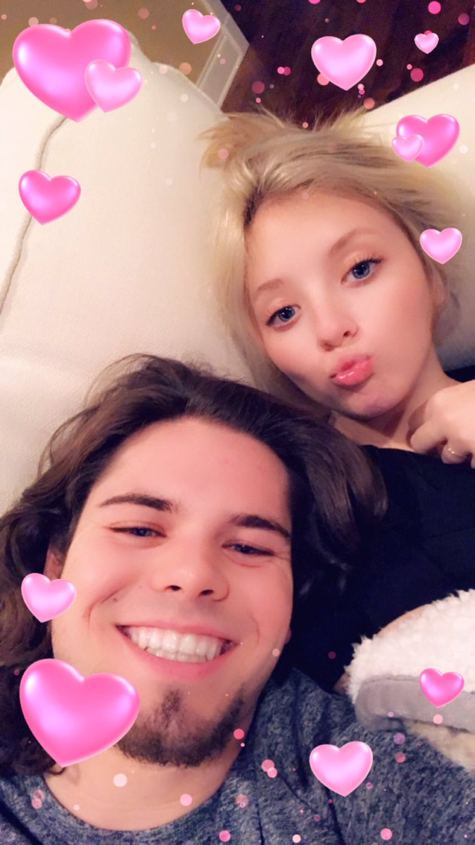 CadeSeymour's tweet photo. Happy birthday to my favorite girl! I love you so much♥️ https://t.co/eXQRQyZ9gR