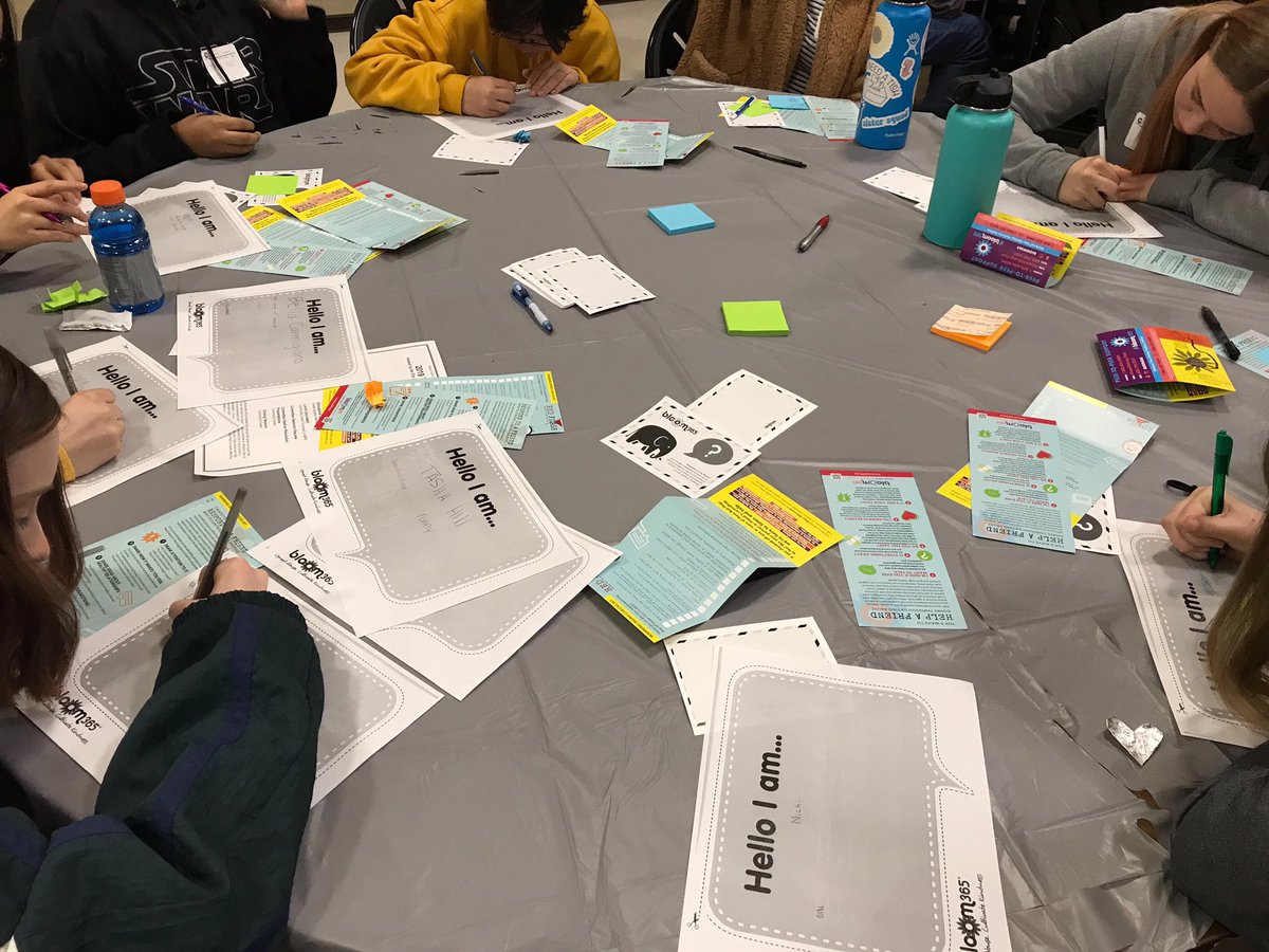 UprootAbuse's tweet photo. We are getting closer to our $3,500 goal to educate an additional 100 teens through our #BloomItUp program! You can still be part of our story of #hope #healing #safety and #prevention on this #AZGivesDay. DONATE HERE: https://t.co/tirHhWt1v9 https://t.co/91r9hXPAEd