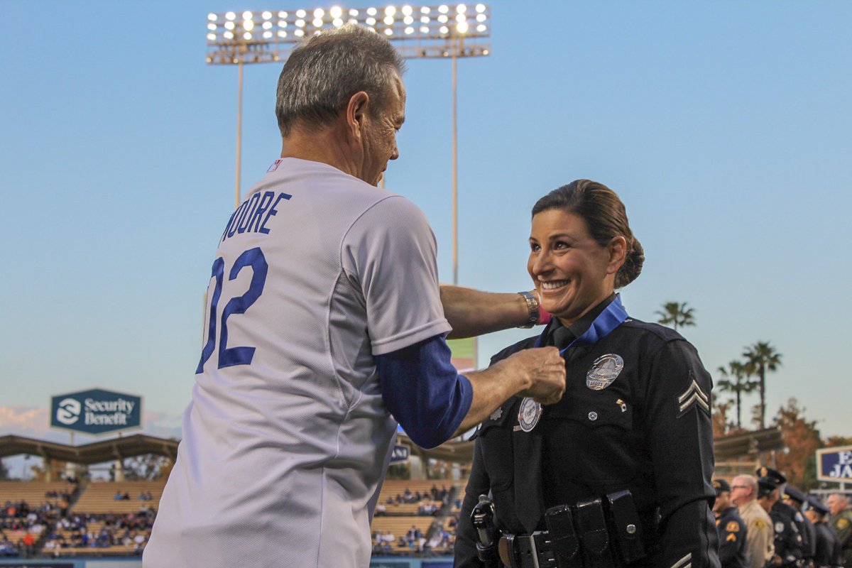 LAPDChiefMoore's tweet photo. Thank you to the @Dodgers Organization for taking time to recognize the heart, dedication, &amp; pride the men and women of the LAPD—&amp; law enforcement as a profession—exhibit while wearing a badge. Now to the task at hand...the boys in blue getting LA a win one grand-slam at a time. https://t.co/eOqkZ5aYLL