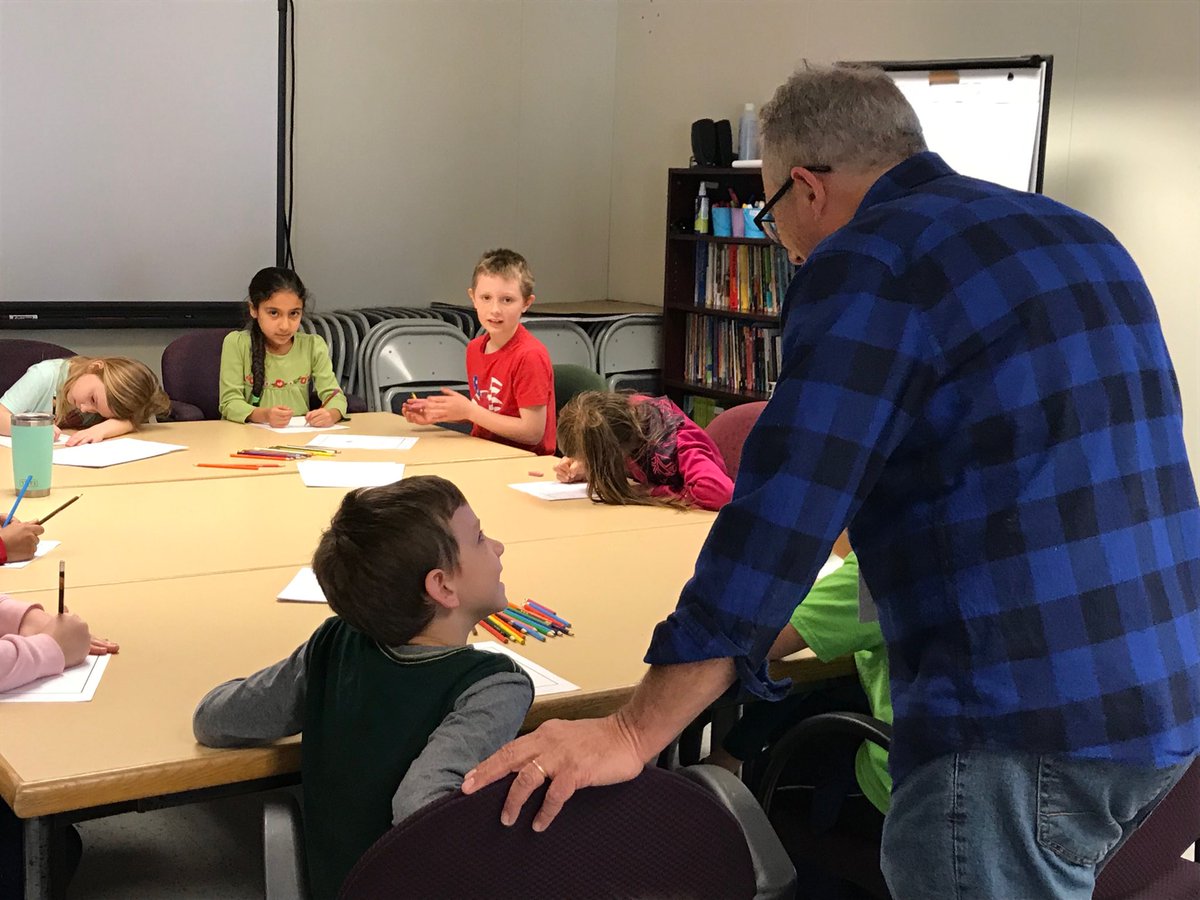 mbetten5's tweet photo. Ms. Polom’s class researching #fullermeadow https://t.co/bqWhTcZXLi