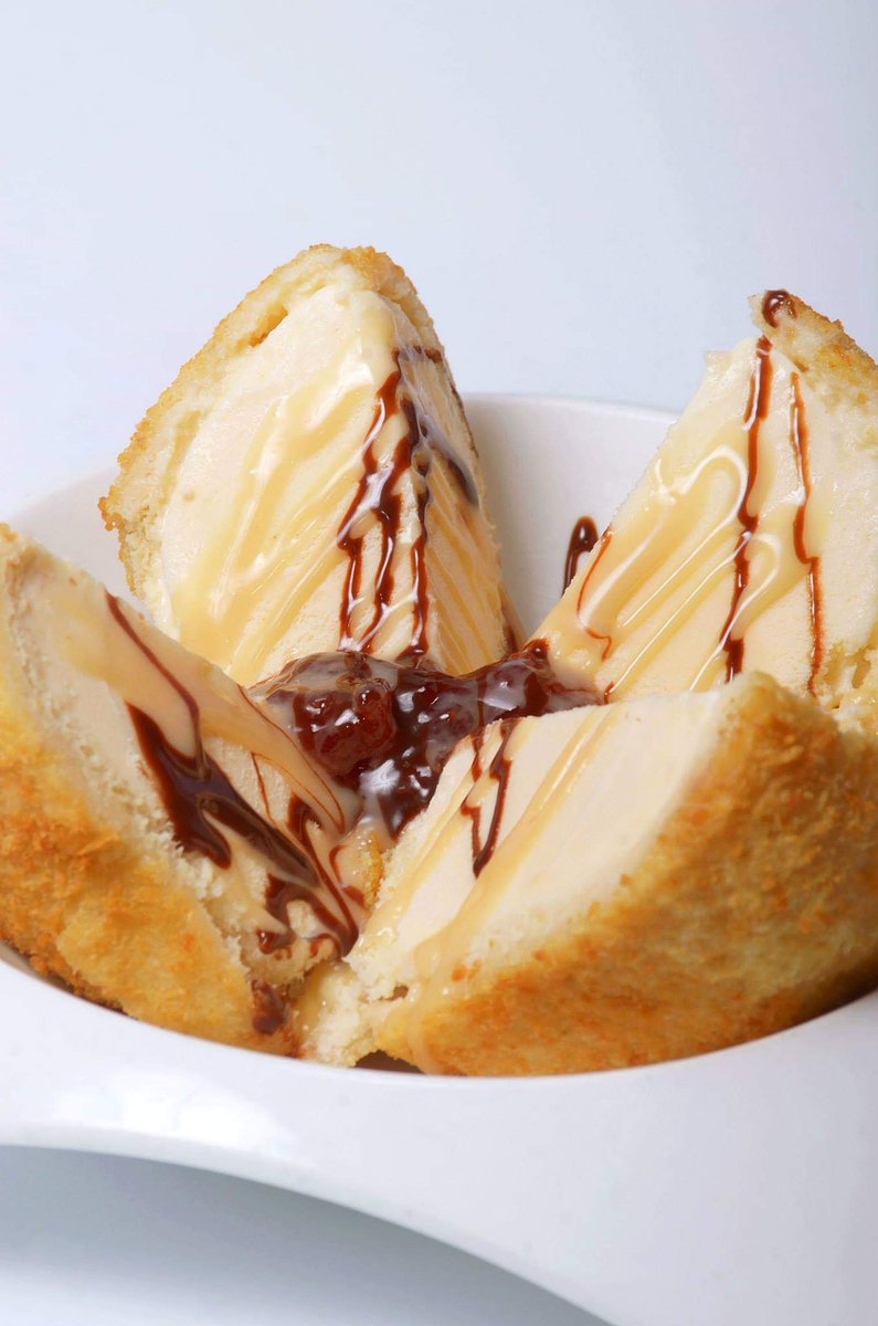 BanthaiDurango's tweet photo. Y si hoy te consientes con un delicioso Helado Tempura de Banthai?
#helado #icecream #heladotime #heladofrito #postre #felicidad #delicias #foodporn #momentosdulces #postres #irresistible #gelato #BanthaiDurango https://t.co/qO0O4oe9vr