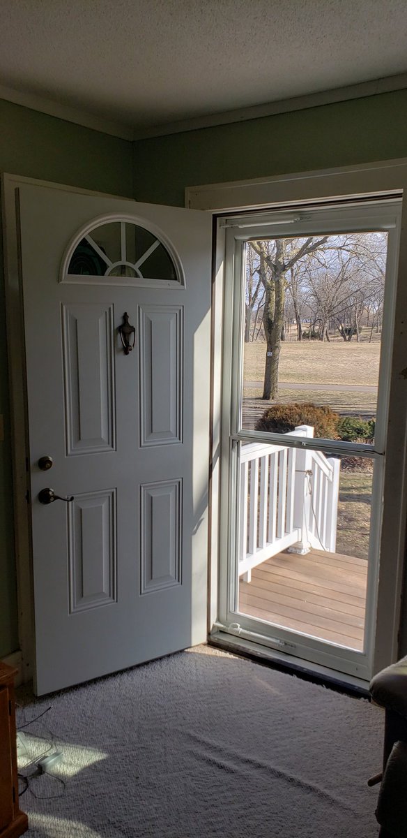 Papablast's tweet photo. After this week I am having to take a few steps back in life and realize I am powerless over others and some things that happen in my life. However it is my choice how I want to respond to the things that happen in my life. #Papathought #newdoorsopen https://t.co/jTAPfjreN5