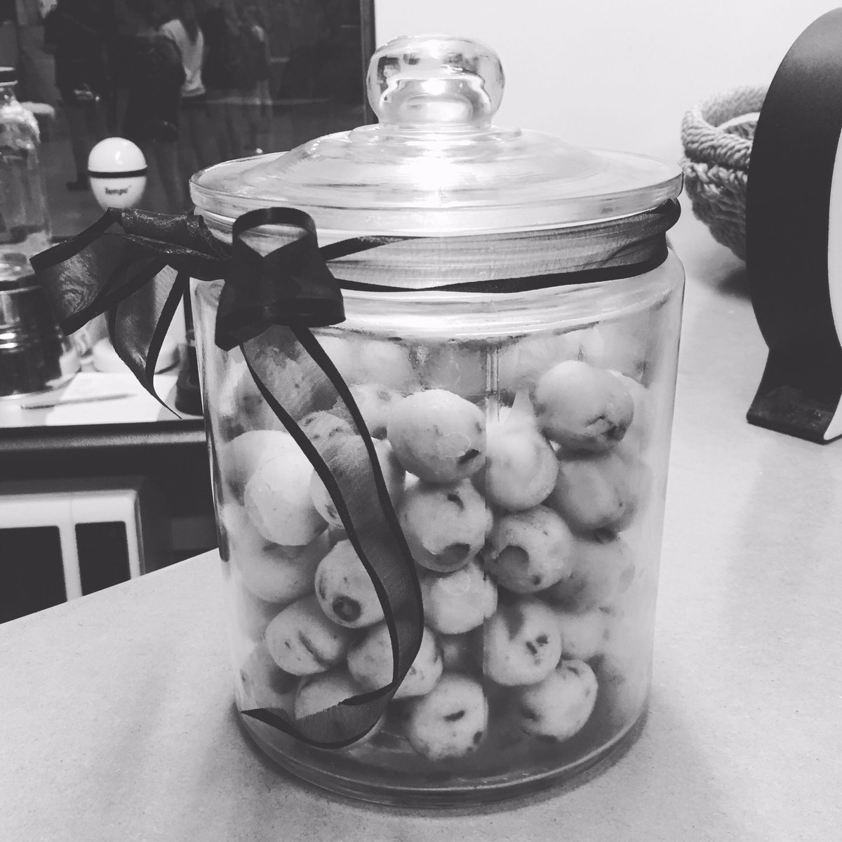 BucketsofDough's tweet image. Raffle a jar of edible cookie dough balls for your next fundraiser #Emymac #bucketsofdough #ediblecookiedough