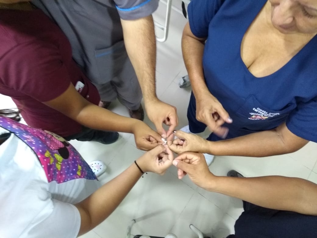 Ejercito_Disan's tweet photo. #FelizMartes. Desde el ESM del #Baloc27 en #Santana, Putumayo, nos unimos en el #DíaMundialAustismo para ayudar a forjar una sociedad más incluyente, igualitaria y equitativa. Somos #HéroesAsistiendoHéroes. #SaludPrimeraLey. https://t.co/ctDTFGXJao