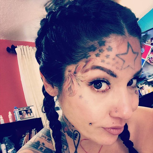 yozamusic's tweet image. Practice makes a pretty good boxer braid! #gettingbetter #boxerbraids ift.tt/2I6mOMk