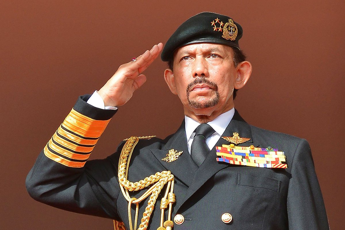 Reaproy's tweet photo. “#Brunei’s new penal code is barbaric to the core, imposing archaic punishments for acts that shouldn’t even be crimes. Sultan Hassanal should immediately suspend amputations, stoning, &amp; all other rights-abusing provisions &amp; punishments” says @hrw https://t.co/x0IMBagr02 https://t.co/UvjSKH7nSE