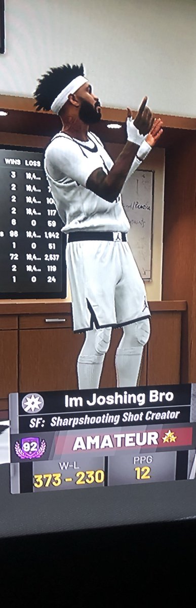 YoungKid4_Life's tweet image. Trying to run. I play rec or pro am. I will play comp. I’m very competitive and hate losing. I’m a team player with high iq. If you need stats from me let me know. Ready now. @WalkOnWarriors @2kCompGames @2KCrewFinder #2KFreeagent #compgaming