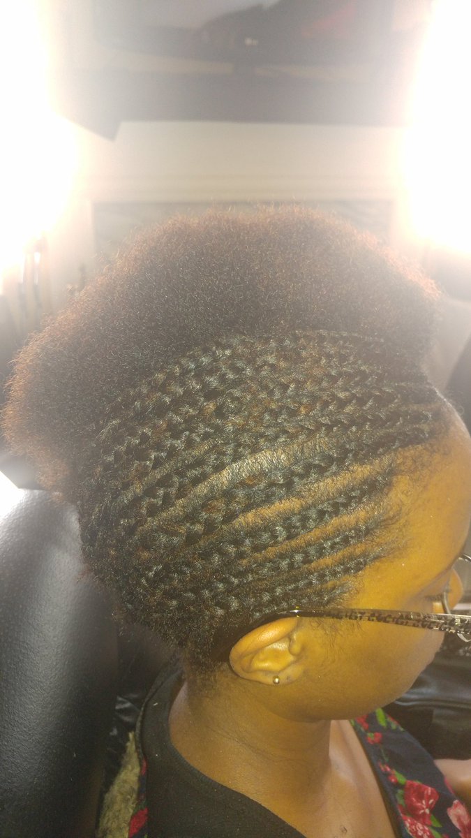 TiaMcDa44929319's tweet image. Another Satisfied Customer #laceinstall