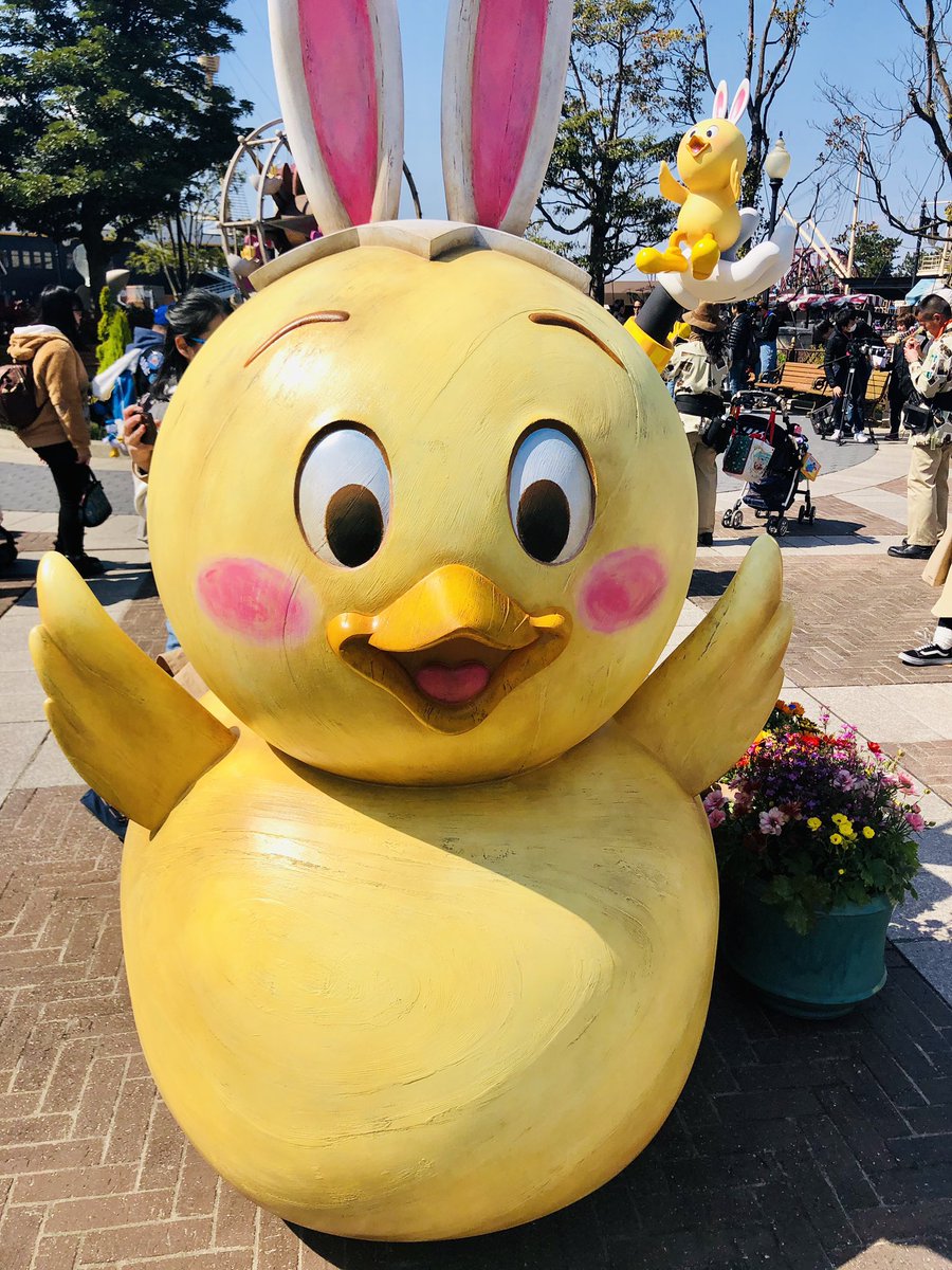 _chibawalker_'s tweet photo. 東京ディズニーリゾートで「ディズニー・イースター」が4/4木〜6/2日まで開催！東京ディズニーシーでは初登場のキャラクター・うさピヨが可愛い♪#東京ディズニーシー https://t.co/xeoMzQ0J0M