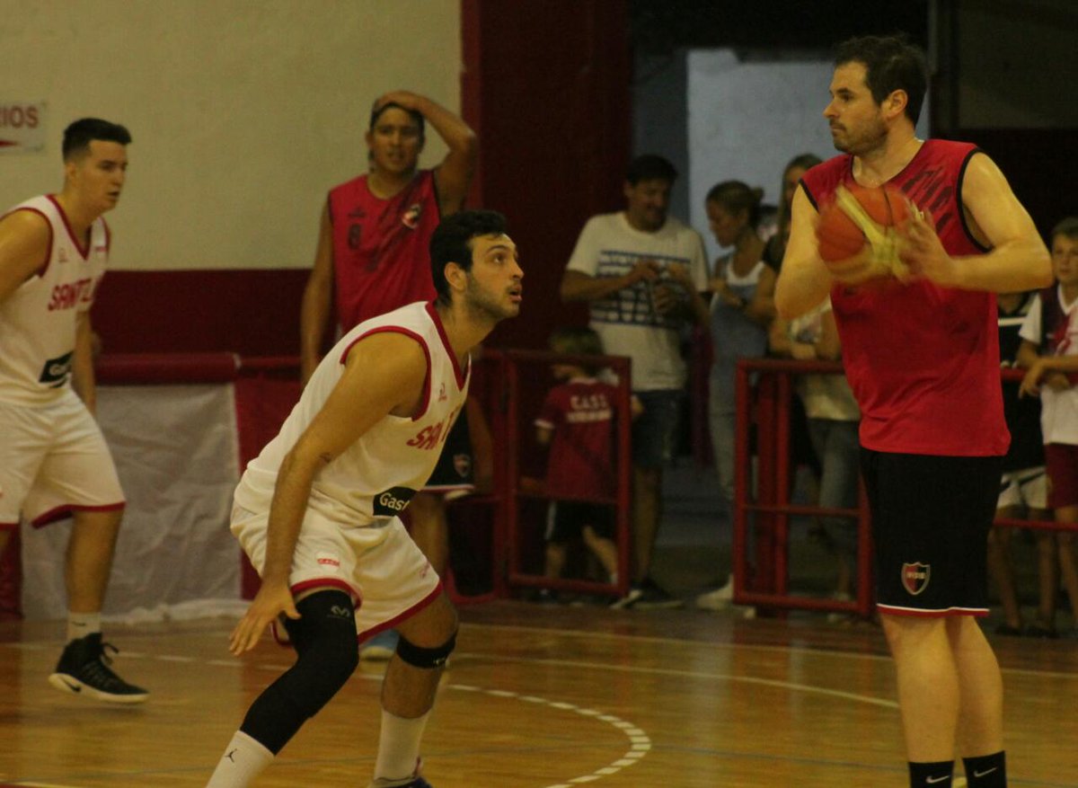 SantaFeBasket's tweet photo. Por la 4ta fecha de la #B_ROSARINA, Newells @CANOBbasquet se impuso en Funes ante San Telmo @FunesSan 50 a 66
#SFeBkt
📸 CornerView https://t.co/ABdiMfmfMA