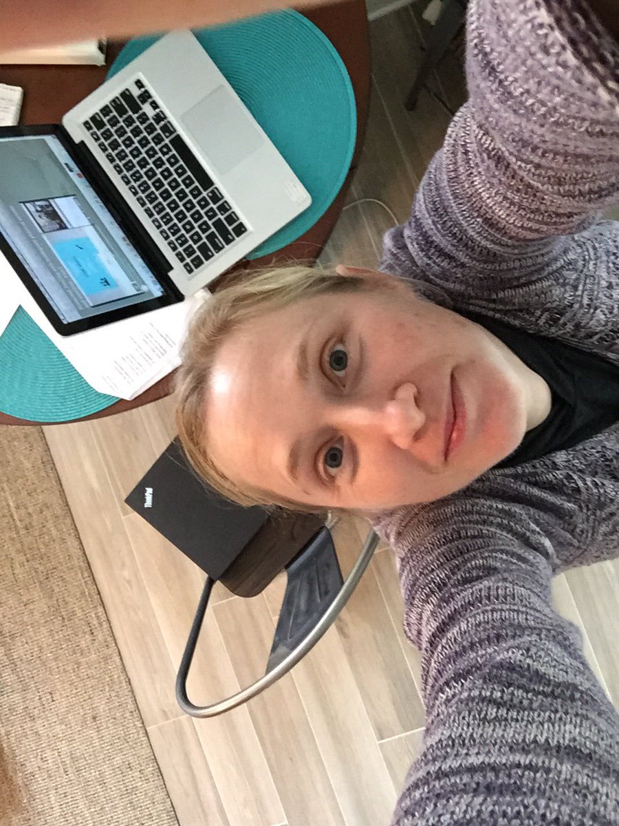 MeganAtthowe's tweet photo. Reach for the stars movement break selfie during an awesome CE event on health behavior, the choices we make, and the impacts of sitting. Inspiring and appalling at the same time what a difference it can make to just get up and move. #ABACmoves #behaviorfit https://t.co/3unMfQC1J2