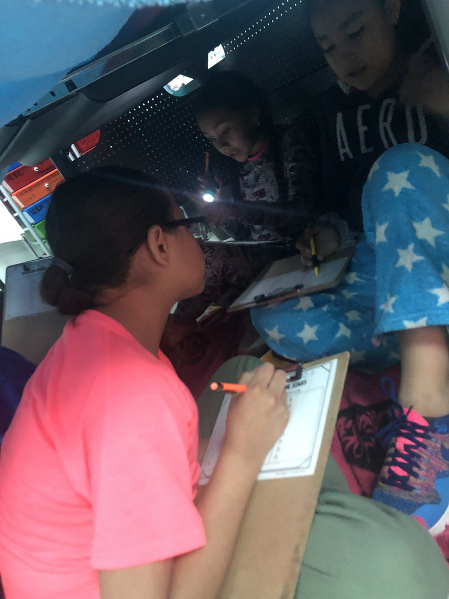 MComas_HanksHS's tweet photo. Writing camp! Such a proud feeling to hear my babies using strategies, rules and skills they’ve been learning. 🙌🤨
#editingandrevising
#learningisfun
#campwritealot https://t.co/fnmNQh88Wu