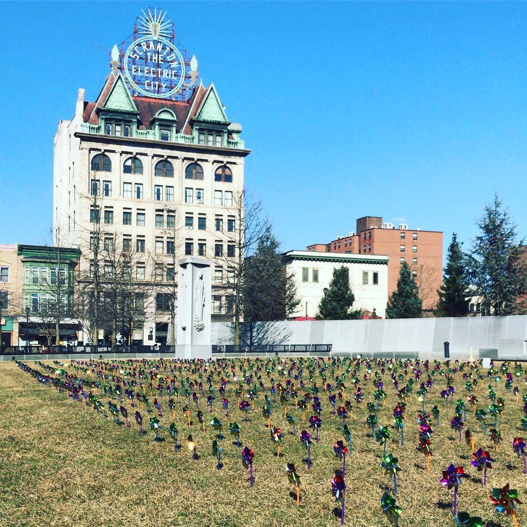 Child Abuse Prevention Month, 720 pinwheels were planted to represent each brave child victim of abuse/neglect in 2018💙💗#passthepinwheel