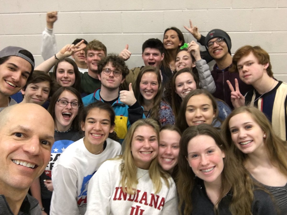 HearTedTalk's tweet photo. Honored to speak at the Porter County Leadership Conference again today!  Awesome group of nearly 300 high school students representing the 9 Porter County High Schools!  #IFeelGreat #KeysToLeadership https://t.co/nyccpCN97D