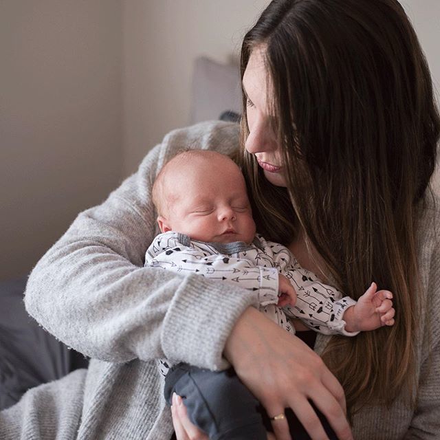 theeyesthelimit's tweet photo. Life with a new baby 
#newbornlifestyle #cambridgenewbornphotographer #puslinchnewbornphotographer #kitchenernewbornphotographer #newbabyboy https://t.co/0NnBqKt4fv https://t.co/p2SUGB3TFL