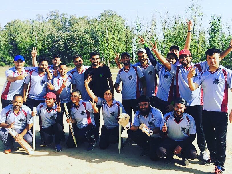 sdeievent's tweet image. #sDMavericks scored 4 points by winning match against #sDDynamos by 7 wickets where Mavericks captain #smarTian Devendra Rawat was player of the match scoring 44 runs.