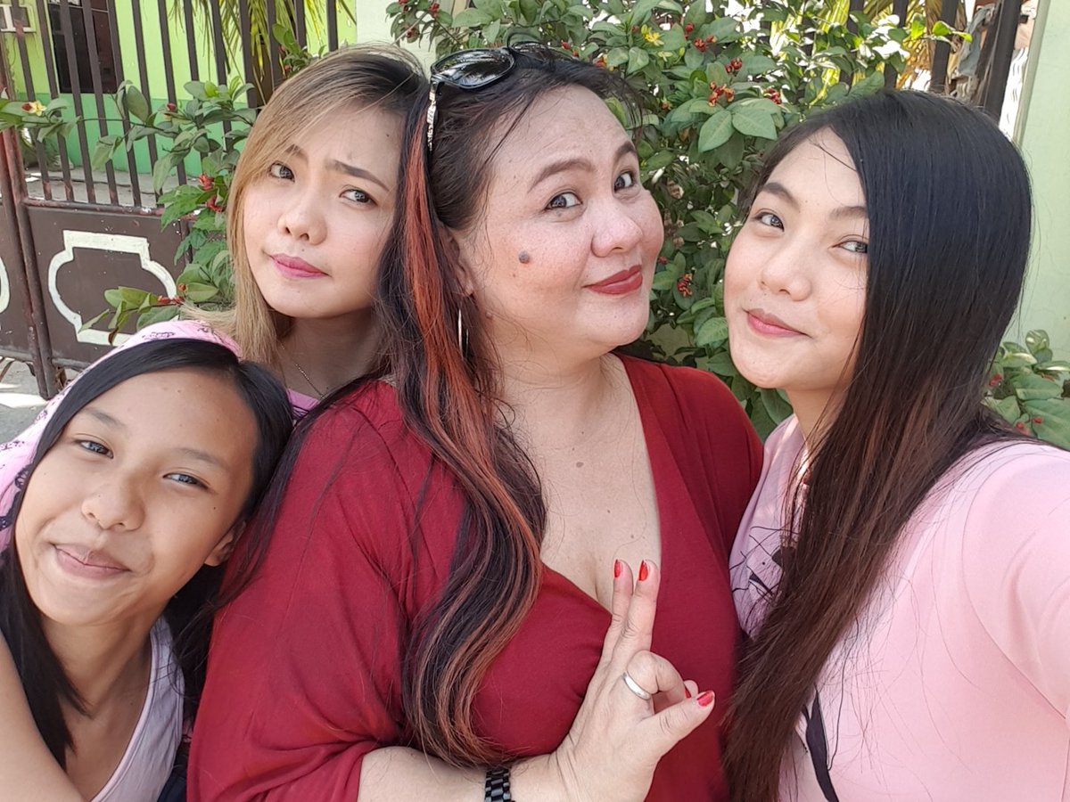 JELAYPILONES08's tweet photo. My family😍 https://t.co/g9aCdAzwXs