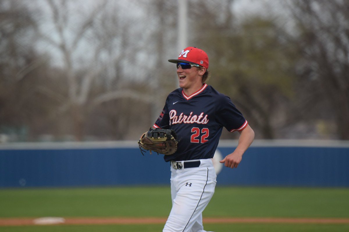 metrocabaseball's tweet photo. Walk off win for another district win! Patriots beat the Pirates 9-8! #BB4A #Prov17:17 #gopats https://t.co/k7k7RpIGZ1