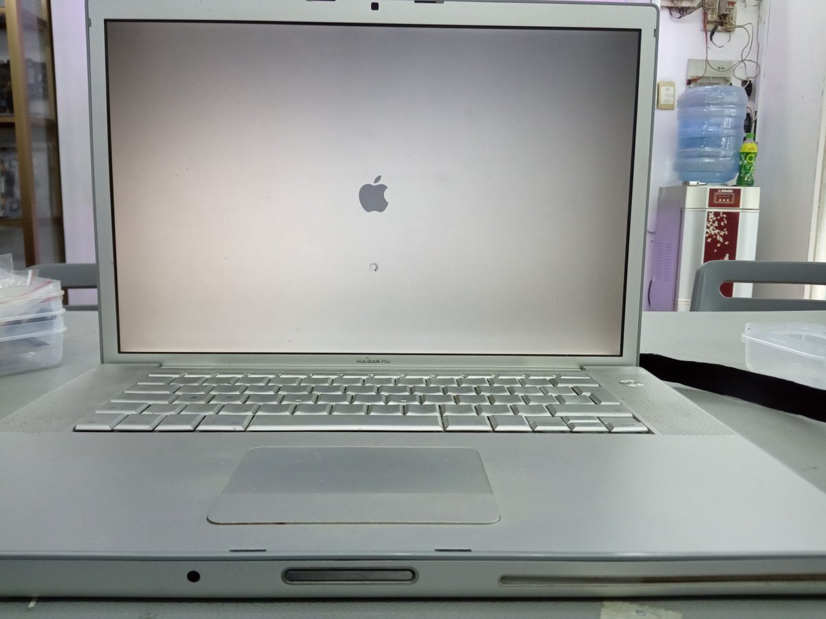 NguynTn51210977's tweet photo. #Mac 2006, 2007 mà xuất hiện LỖI THẾ NÀY thì lời khuyên dành cho bạn là mua Macbook mới nhé...
Bạn có thể tham khảo tất cả các lỗi thường xuất hiện trên Mac tại: https://t.co/fbIT4MUs1q
#nguyentin #chuyensuamacbook #repairmacbook #tphcm #hcm #vietnam https://t.co/Zwv0w5Gv5x