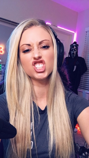 botchete's tweet photo. It's about that time 🔪

https://t.co/44I4Wdz76d
#twitchstreamer #weirdstreamer #supportweirdstreamers #SupportSmallStreamers #supportweirdness https://t.co/9rgLjCZWoU