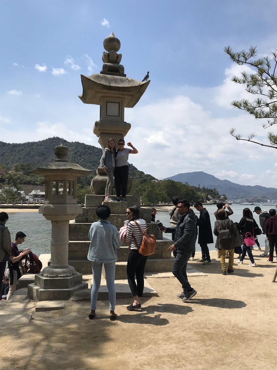 CareerDecatur's tweet image. Students exploring the economics and culture of Japan