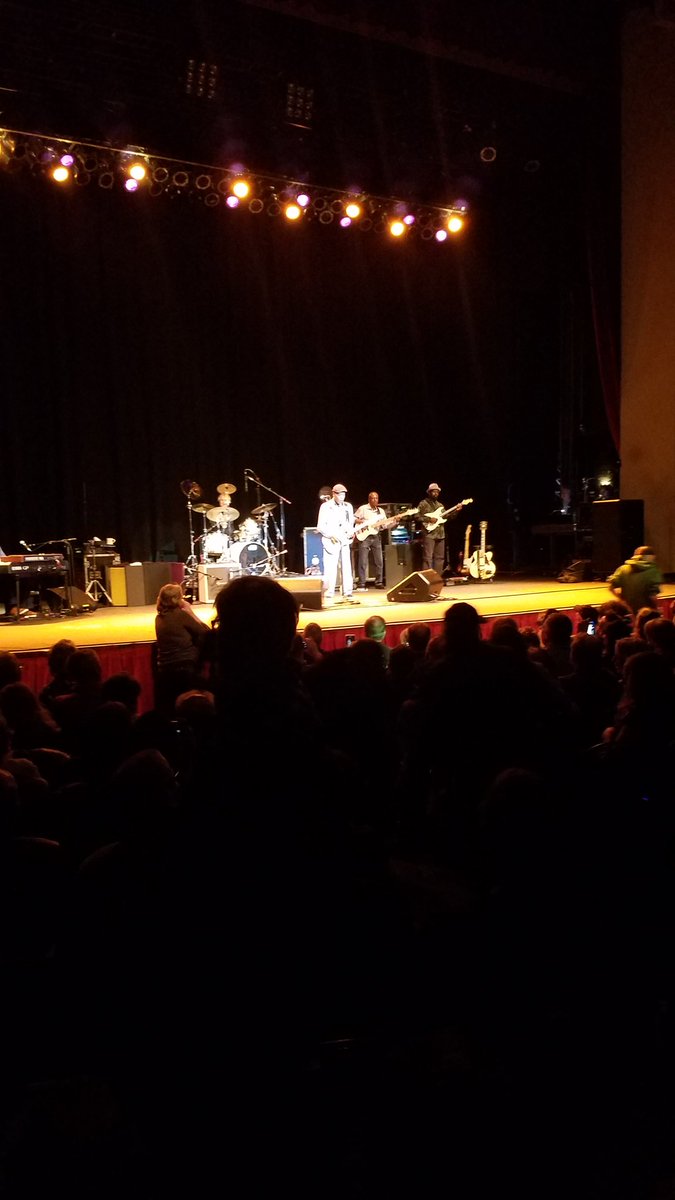 mdbeers90's tweet photo. #BUDDYGUY on a Tuesday? Oh Indeed! #wtfnot https://t.co/1rtZYbQnUX