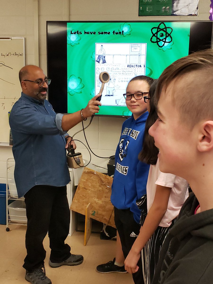 BarronScience's tweet image. A huge thank you to Mr. Shah from the US Nuclear Regulatory Commission who came to my classes today. It was an awesome experience! @Woodridge68 @JeffersonJH68 #innovate68