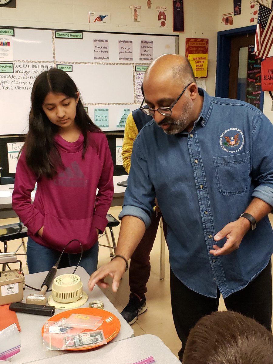 BarronScience's tweet image. A huge thank you to Mr. Shah from the US Nuclear Regulatory Commission who came to my classes today. It was an awesome experience! @Woodridge68 @JeffersonJH68 #innovate68