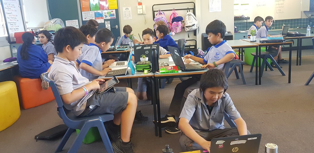 vickyleedale's tweet photo. I am in awe of these amazing kids. 5/6C researching and creating an e-book for a Year 3 class. They are sharing their Google slides with their group members with ease #highengagement #futurfocussed #computerliterate @fairvaleps https://t.co/NpZdjochyQ
