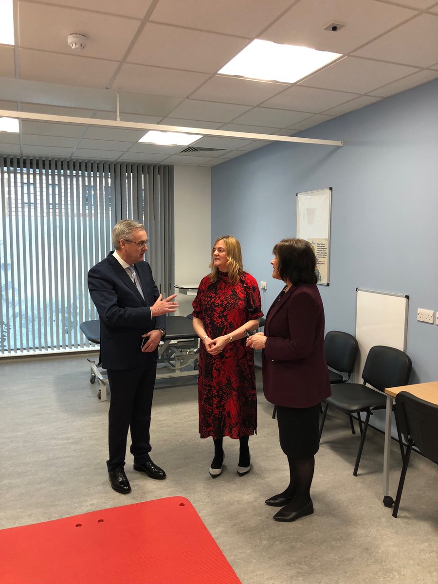 The Chairman shows the Cabinet Secretary for Health and Sport ⁦@JeaneF1MSP⁩ one of the therapy rooms in the Specialist #Children’s Service area of the £17 million New #Gorbals #Health and Care Centre.