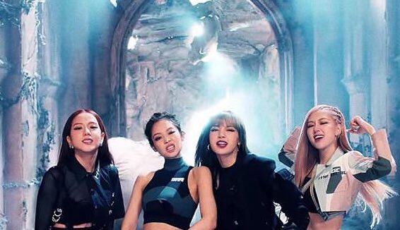 BLACKPI30635911's tweet photo. Blinks are u ready?!😍🔥#KILLTHISLOVE_TEASER #BLACKPINKKILLTHISLOVE #BLACKPINK_COMEBACK #LISA #JISOO #ROŚE #JENNIE https://t.co/yxYbx5gg4D