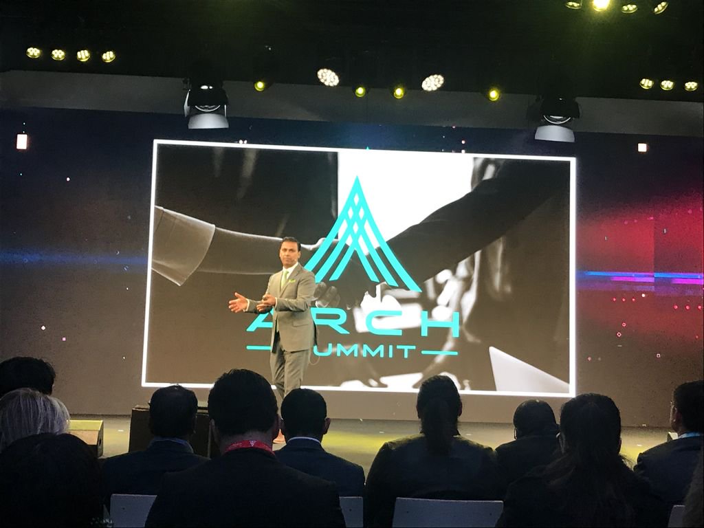 #archsumitt 2019 all underway <a href="/TheLandingMCUK/">Home of Skills and Technology</a> <a href="/VodafoneUKBiz/">Vodafone Business UK</a> <a href="/billington_paul/">Paul Billington</a> @xpllore1