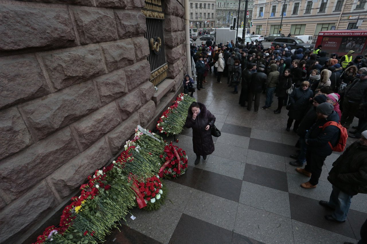 Взрыв в метро спб