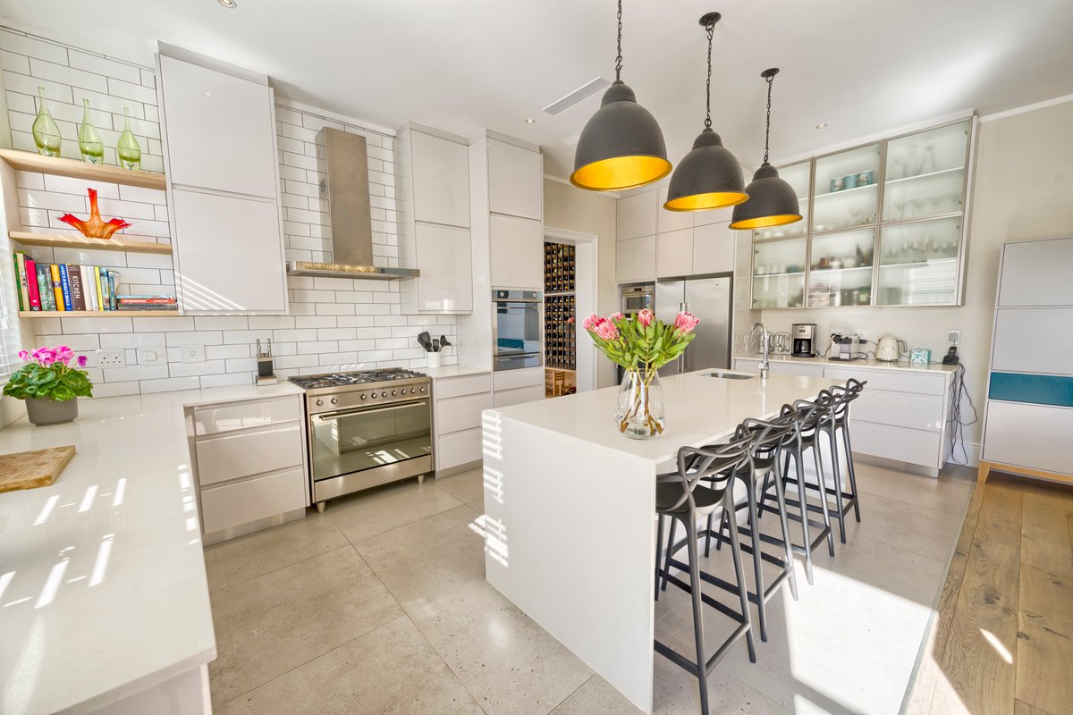 Spotlight Joinery tweet media