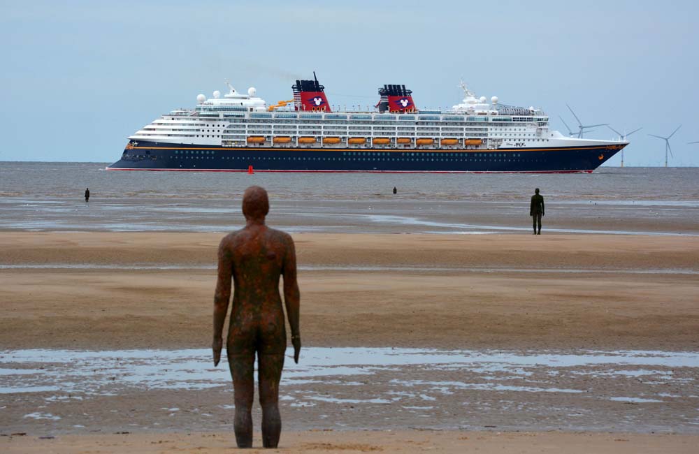 ViewMersey's tweet image. Summer time just around the corner, looking for great accommodation in a very friendly &amp;amp; peaceful suburb 6.3 miles from #Liverpool City Centre ? Look no further, great prices and great location, only 650 meters from the beach bit.ly/2NyYnYJ @VisitLiverpool @ExploreLpool