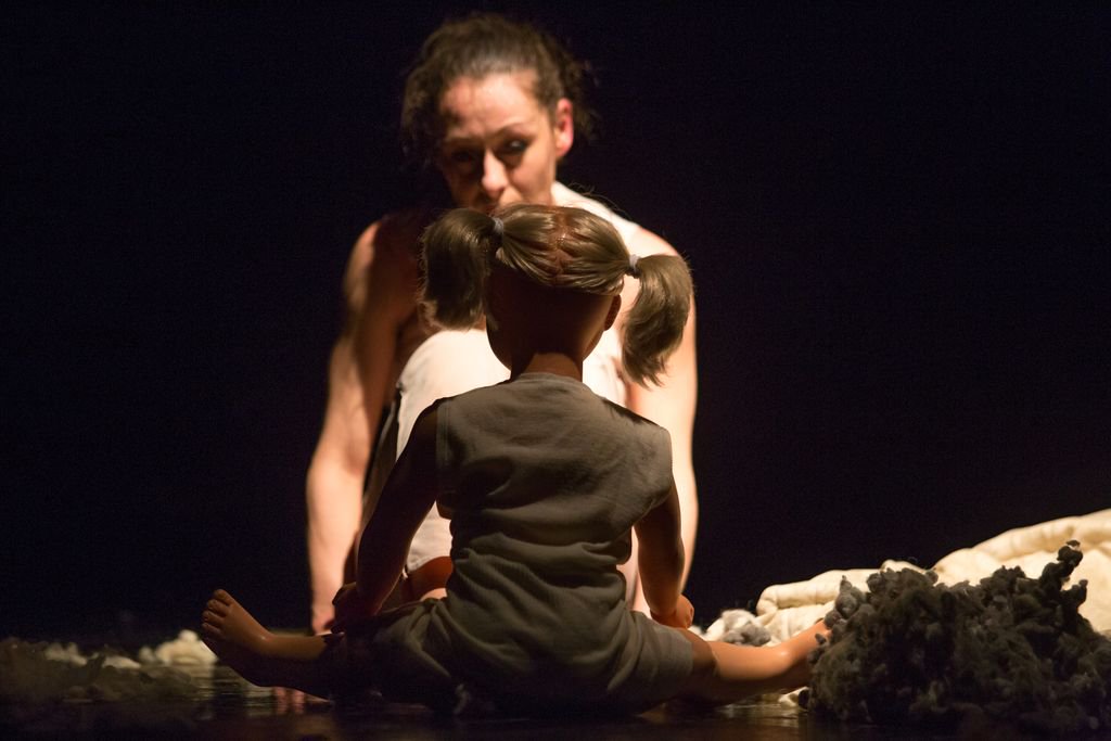 #venerdì
#danza
Un #weekend dedicato alle donne con LARA GUIDETTI di SANPAPIÉ che ci parlerà di LEI. Una #donna alla ricerca di qualcosa di autentico, di quella lupa che la insegue nella notte dei tempi... venite a scoprire la danza!
Prenota qui: --> karakorumteatro.it/lei-teatrodanza