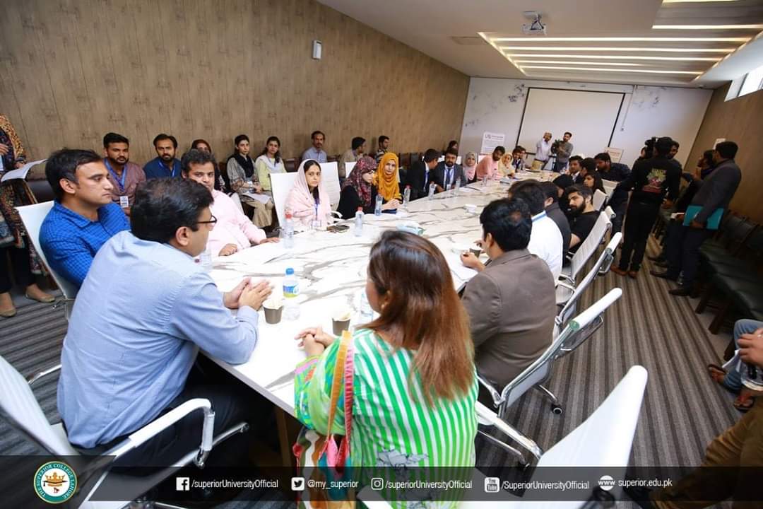my_superior's tweet photo. Dr. Sheharyar Malik, Dean Faculty of CS&amp;IT Superior University, meeting with the faculty members of Gold Campus and team Superior Employability Center, appreciating them for their commendable efforts in pulling off the show successfully. Recruitment Drive 2019 begins!

#RD19 https://t.co/6fxlX7r9cx