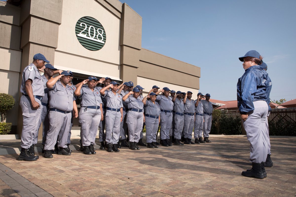 ProtectionThebe's tweet image. #WorkingWomenWednesday
#sebenzaGirl
#KeepOurClientsSave