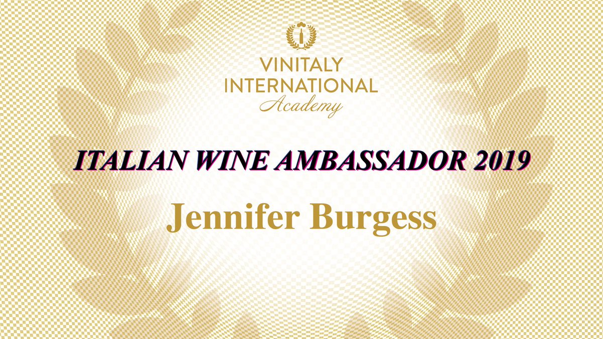 VinitalyTour's tweet photo. Here they are! The new members of our #VinitalyAcademy Community! Congratulations to the newly appointed Italian Wine Ambassadors and Expert 🇮🇹🥂👏🏽 well done! https://t.co/PGKS9g6OAp