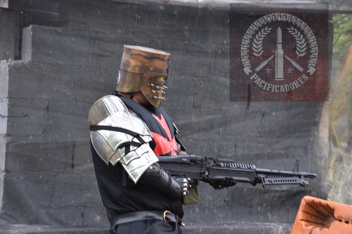 JEVUZMETAL's tweet photo. #Airsoft #domingodebbs #pacificadoresmty #juggernaut #M60 #Shield #M4 https://t.co/hfyNk8lQXB