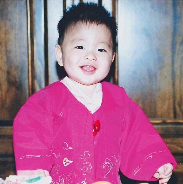 Let me put baby Koo's adorable smiles in this thread too!  #JUNHOE  #JUNE  #iKON  #구준회  #준회  #아이콘  #ジュネ