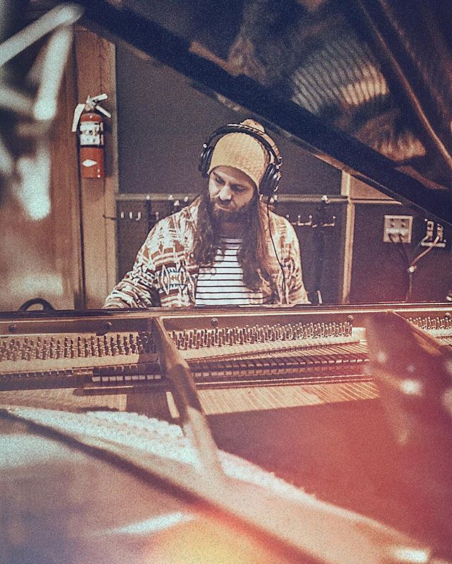 RICOstudios's tweet photo. “Home.”
#beaubedford #artist #musician #producer #modernelectric #mesr #recordingstudio #studioowner #musicproducer #dallas #texas #supportlocal #dallasmusic #texasmusic #instadfw #dallasisdallas #bywayofdallas #igtexas #musicphotographer #dallasphotogra… https://t.co/cQTYh1ZTZJ https://t.co/xXxUQeTHoZ