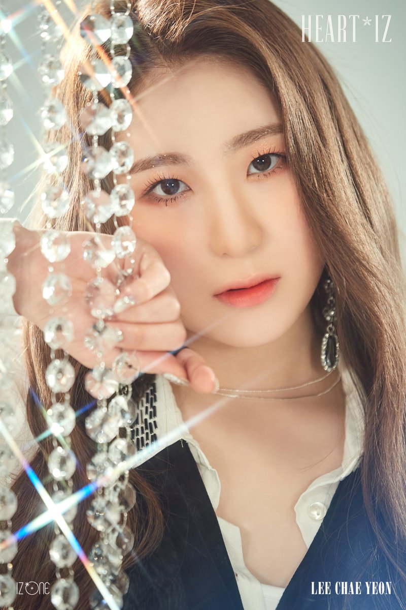 leechaeyeon_ph's tweet photo. [HQ] Lee Chaeyeon 2nd Mini Album [HEART*IZ] Official Photos

#LEECHAEYEON #CHAEYEON #이채연 #채연 #IZONE #아이즈원 #アイズワン
🦋 https://t.co/PuKeFQN2LQ