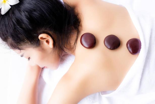 RavaliShekar's tweet photo. Look Into My Write-Up And Know More: https://t.co/JSFwEcnZGu
#HotStoneMassage #HerbalBath #SteamBath #SkinCareTreatments #SkinCare #SpaSessions #FacialCuppingTechnique #GlowingSkin #SkinCareVacy #ParlourTreatments #SkinMassages https://t.co/5clP85wGiJ