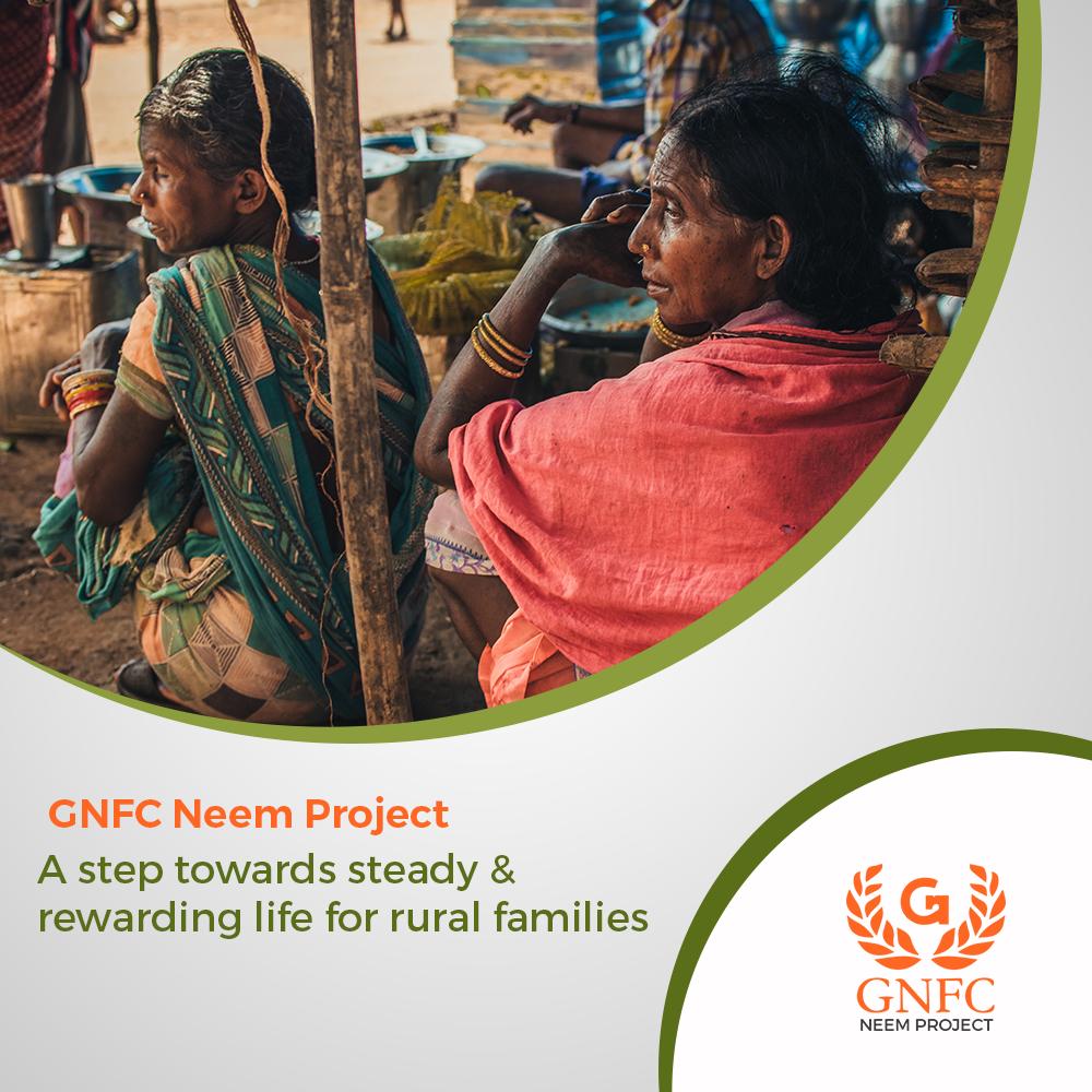 gnfcneemproject's tweet photo. #DidYouKnow Most of the rural families are engaged in labour and are forced to migrate during lean period for work. With GNFC's Neem Project, these families can have supplementary income engaging themselves in Neem seed collection. https://t.co/SWxxu2rCud