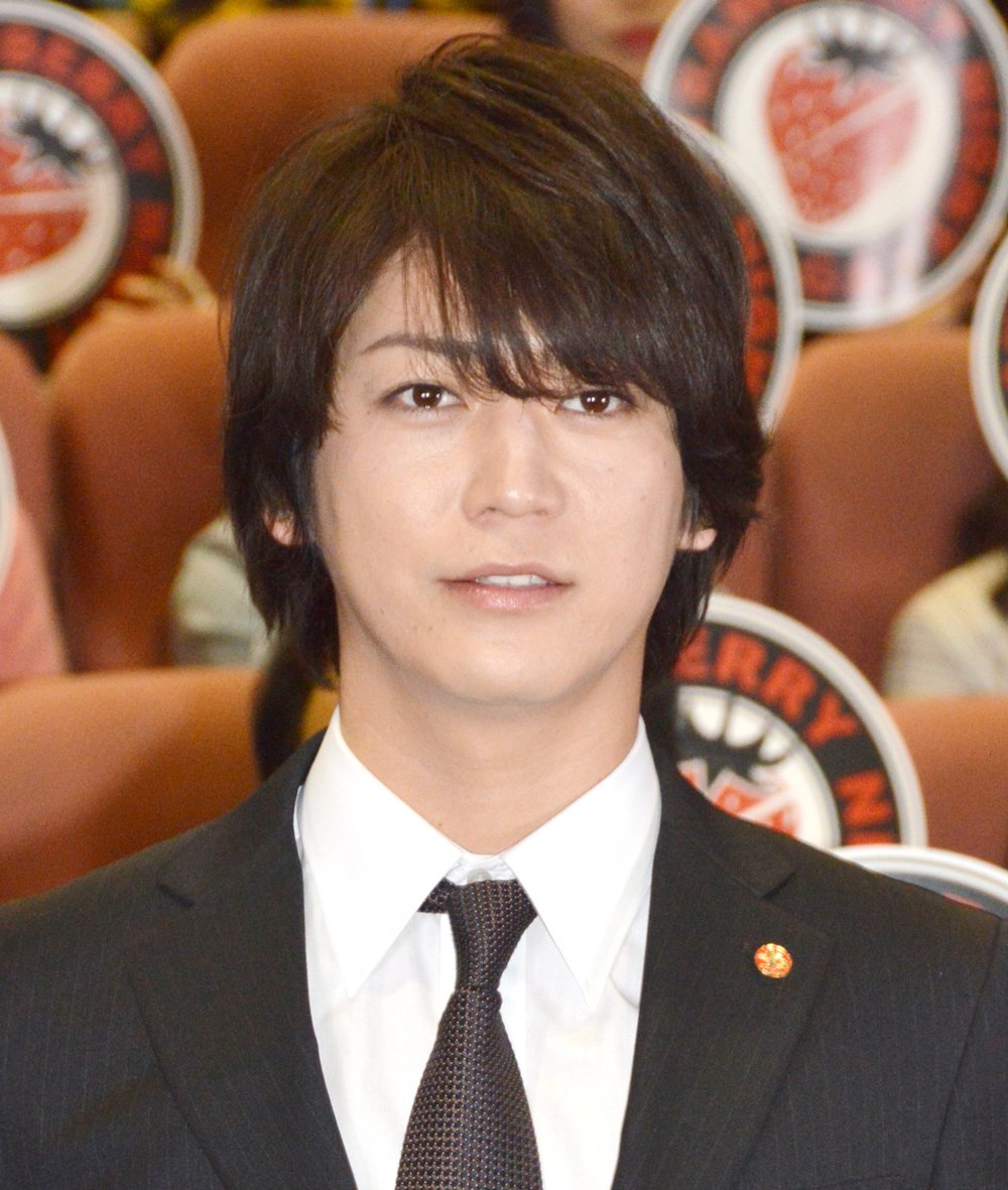 Oricon News オリコンニュース على تويتر 亀梨和也 後輩 重岡大毅をイジりまくり すべり知らずで 重岡くんと過ごすと自然と腹筋が割れている 重岡パッド その他写真あり T Co Zhpuoyluzu 亀梨和也 Kattun 重岡大毅 ジャニーズwest