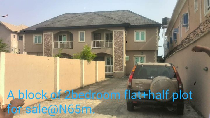 A block of 2bedroom flats +half plot @#lekkiphase2, #etiosa, #lagos for sale @N65m. Or you can get the land or the house, Slightly negotiable. Whatsapp/Call SellingR Consults on +2348097687650
#sackyourlandlord #PropertyNews #terrace #blockofflats #propertyinvestment #realestate