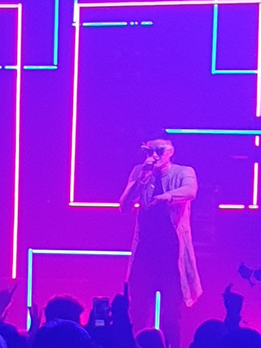 Sjames11James's tweet image. Good morning my fav's! Can we just rewind time and go back to this incredible night ๐โค๏ธ #TheScriptTCT #TeenageCancerGigs #Halifax #ScriptEditAngels #TheScriptFamily @thescript @TheScript_Danny ๐ถ๐ค