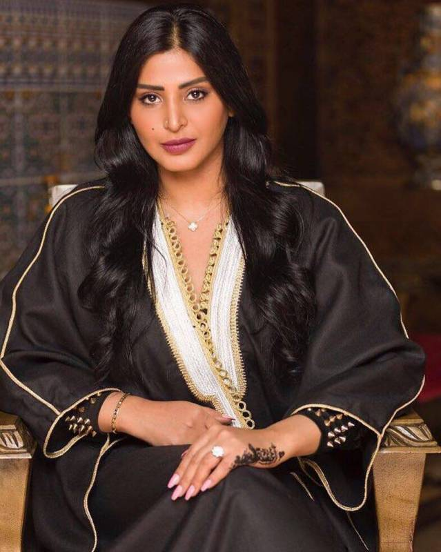 51Soose's tweet photo. #شي_يفتح_نفسكُ

ريم عبد الله تتألق في مسلسل عندما يَكتمِل القَمر

الصور والتفاصيل في الرابط هنا

https://t.co/3ShPQSRGBD https://t.co/syGKWV5T3u
