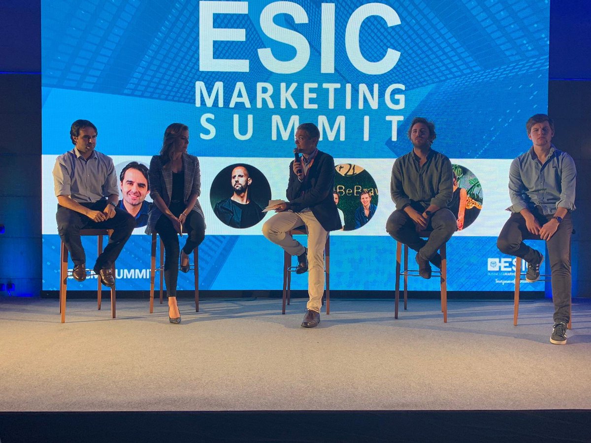 JoseJCortesM's tweet photo. Ayer toco aprender con grandes profesionales. Gran evento el organizado por @ESICMalaga, con @franservia @isragarcia @c21bebrave @lauracarandini que nos hablaron de Marketing. Todos somos Marketeros cada día y el cliente es el centro de nuestra empresa!
#ESICMKSUMMIT #marketing https://t.co/y2X7WwmpEF